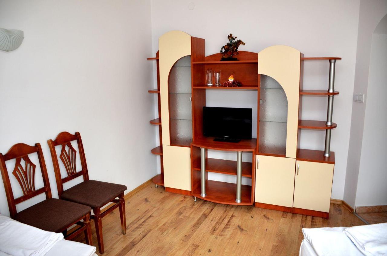 Family Hotel Daisy Borino Εξωτερικό φωτογραφία