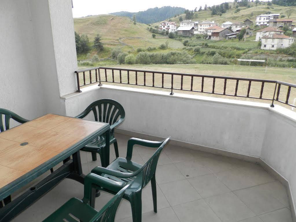 Family Hotel Daisy Borino Εξωτερικό φωτογραφία