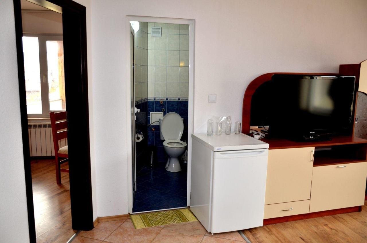 Family Hotel Daisy Borino Εξωτερικό φωτογραφία