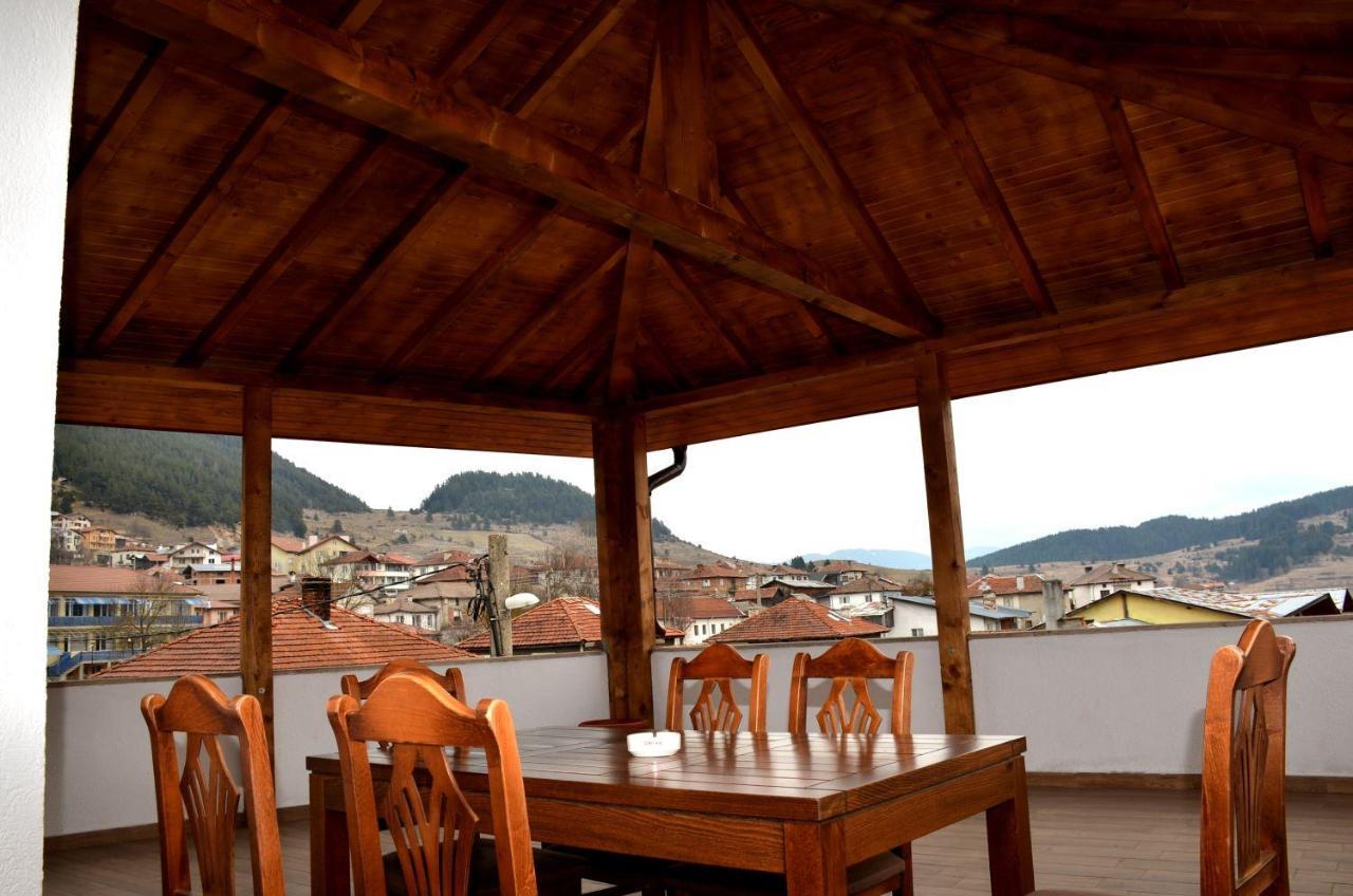 Family Hotel Daisy Borino Εξωτερικό φωτογραφία