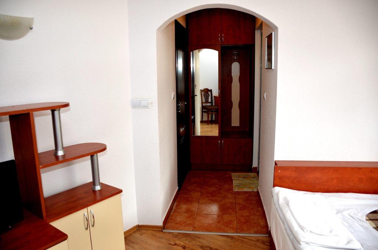 Family Hotel Daisy Borino Εξωτερικό φωτογραφία