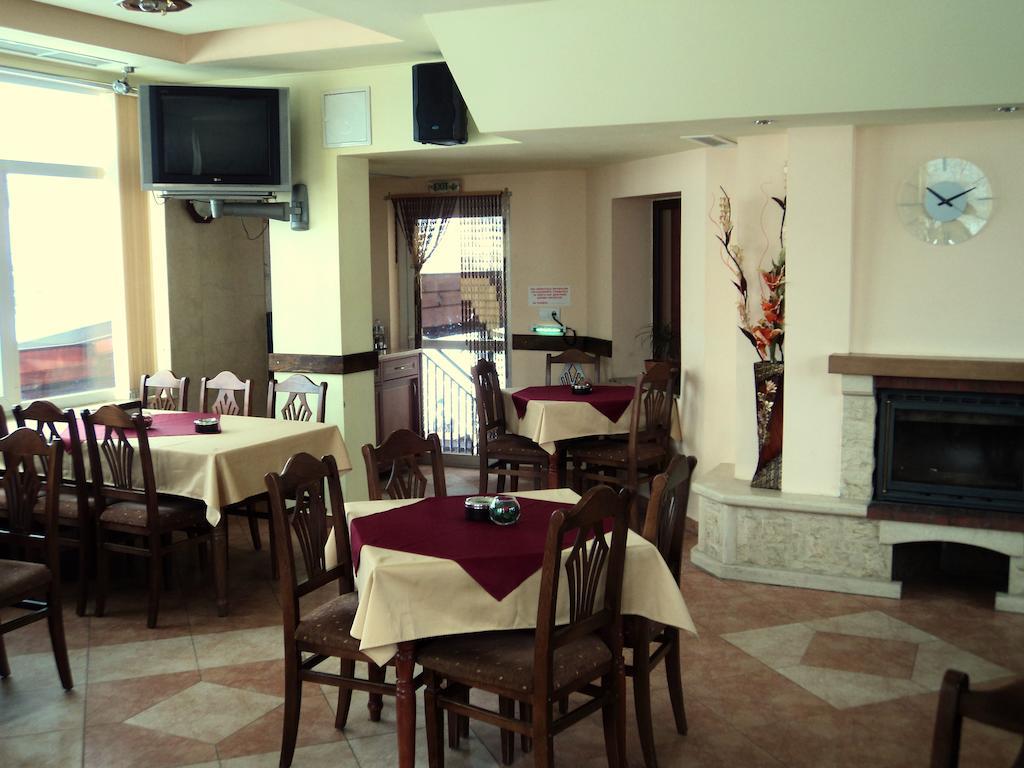 Family Hotel Daisy Borino Εξωτερικό φωτογραφία