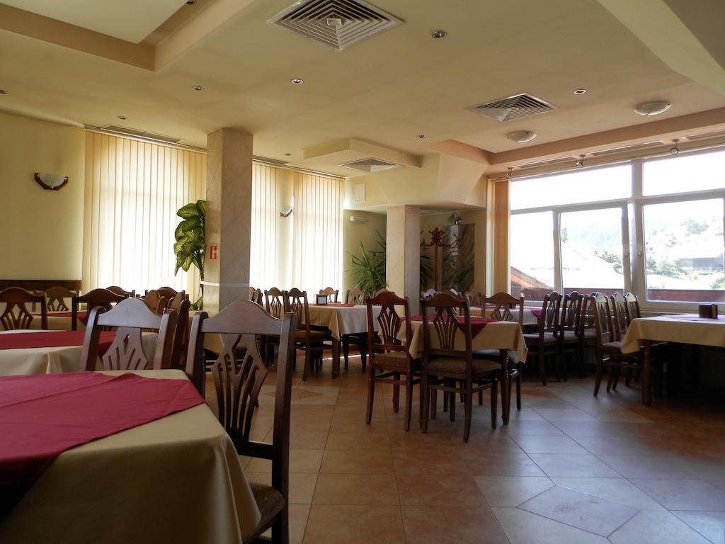 Family Hotel Daisy Borino Εξωτερικό φωτογραφία